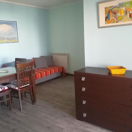 Romanina Appartamento Giuland Exterior foto